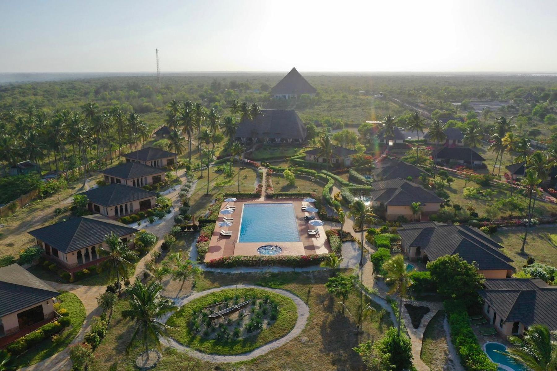 The Sands Beach Resort Bwejuu Exteriör bild